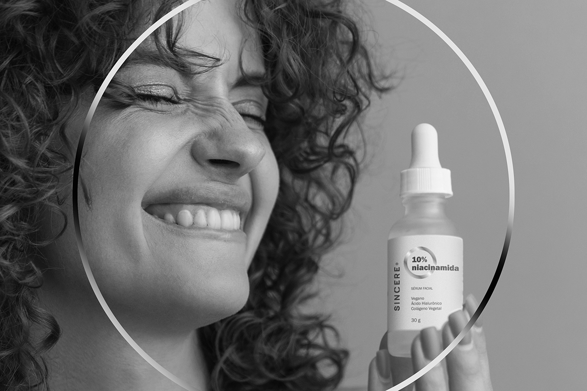 Naming, Branding and Packaging design for SINCERE products using a black and white palette. A silver circle 'lens' highlights the product benefits, with color codes for Hair (Lilac) and Sun (Gold).